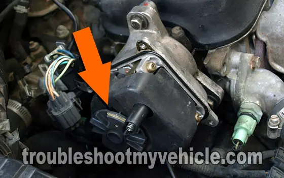 Checking The Distributor Rotor While Cranking The Engine -Testing For A Broken Timing Belt (Honda 2.2L, 2.3L) Checking The Distributor Rotor While Cranking The Engine -Testing For A Broken Timing Belt (Honda 2.2L, 2.3L)