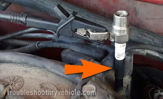 Testing For Spark At The Distributor Cap. How To Test The Ignition System (1993, 1994, 1995, 1996, 1997, 1998 5.2L V8 Jeep Grand Cherokee) Testing For Spark At The Distributor Cap. How To Test The Ignition System (1993, 1994, 1995, 1996, 1997, 1998 5.2L V8 Jeep Grand Cherokee)