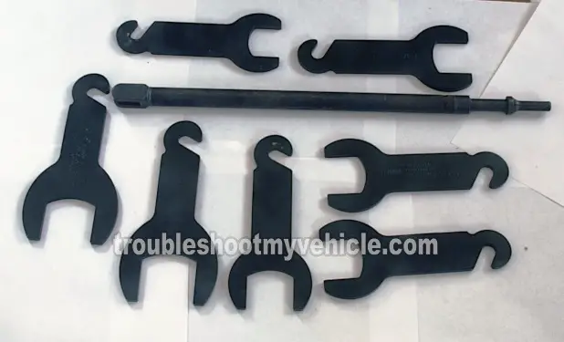 How To Remove The Fan Clutch (Lisle LI43300 Pneumatic Fan Clutch Wrench) How To Remove The Fan Clutch (Lisle LI43300 Pneumatic Fan Clutch Wrench)