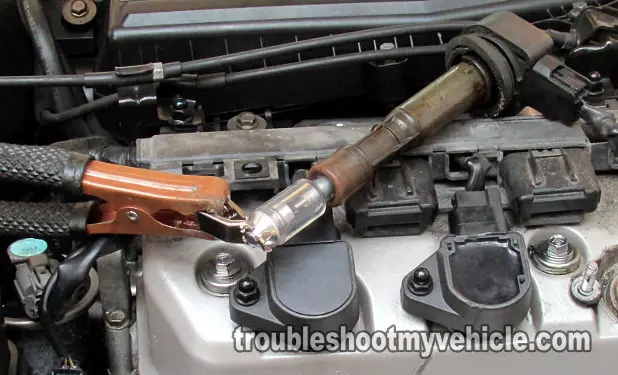 Testing The Ignition Coils For Spark. How To Diagnose A No-Start Problem (2001, 2002, 2003, 2004, 2005 1.7L Honda Civic) Testing The Ignition Coils For Spark. How To Diagnose A No-Start Problem (2001, 2002, 2003, 2004, 2005 1.7L Honda Civic)