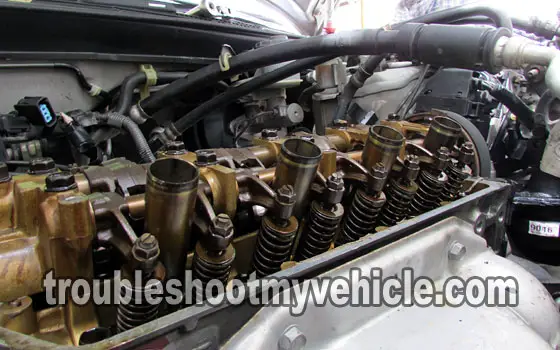 Remove Valve Cover to Check for a Broken Timing Belt (2001-2005 1.7L Honda)