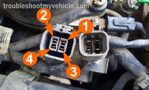 Making Sure The Cam Sensor Is Getting Power. How To Test The Camshaft Position Sensor (1993, 1994, 1995, 1996, 1997, 1998 3.0L Nissan Quest And Mercury Villager)